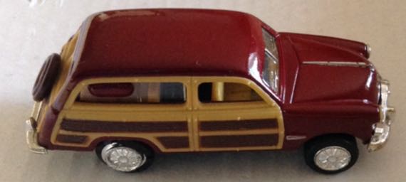 Ford Woody Wagon 1949 - China toy car collectible - Main Image 2