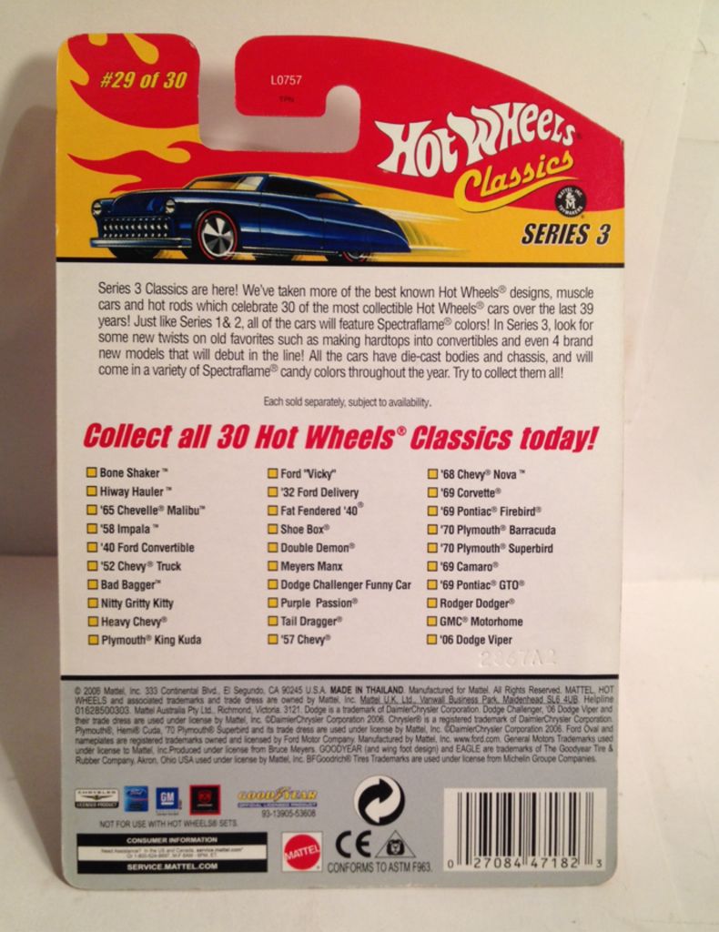 2007 Classics - GMC Motor home - Series 3 toy car collectible - Main Image 2