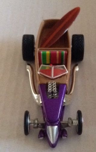 Carcaha Modificada Para Sorfista Morada - Hot Wheels toy car collectible - Main Image 1