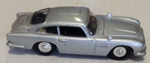 Aston Martin Gris James Bond 007 - Johnny Lightning toy car collectible - Main Image 2