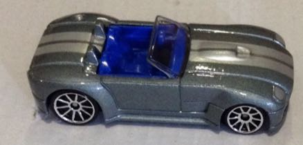 Hot Wheels Ford Shelby Cobra Concept - Hot Wheels toy car collectible - Main Image 2