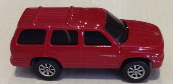 Camioneta Chrysler Durango  - Maisto toy car collectible - Main Image 2