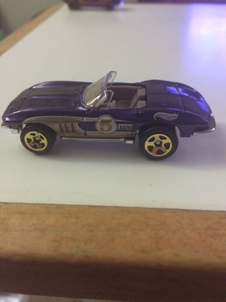 65 Corvette - Hot Wheels 3-Pack toy car collectible - Main Image 2