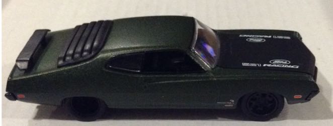 Ford Torino 1970 Verde Oscuro - Castline Inc toy car collectible - Main Image 2