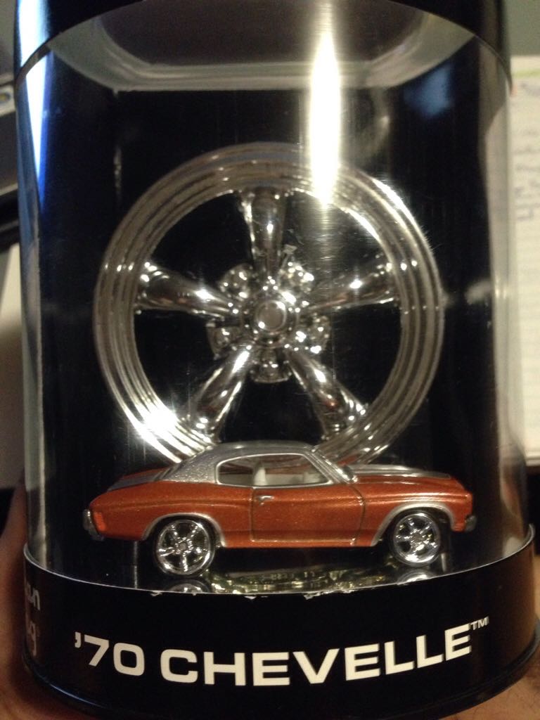 ’70 Chevelle - HW RIMs Series -AR Torq-Thrust toy car collectible - Main Image 1