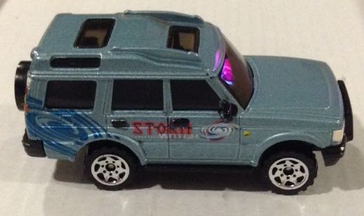 Camioneta Land Rover Discovery Azul - Machtbox toy car collectible - Main Image 2