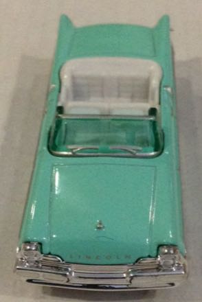 Lincoln Premiere Convertible Verde - Machtbox toy car collectible - Main Image 1