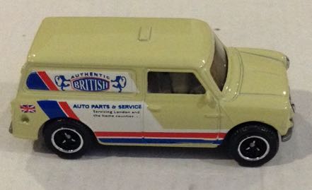 Austin Mini Van 1965 Verde - Machtbox toy car collectible - Main Image 2