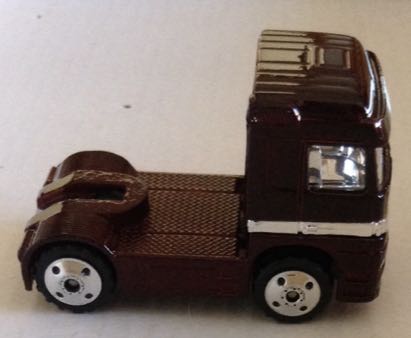 Cabina De Trailer Mercedes Benz Actros Guinda  toy car collectible - Main Image 2