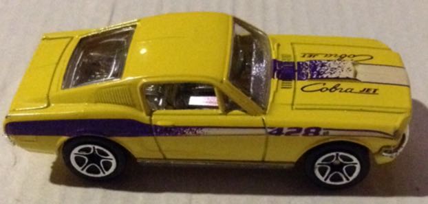 1968 Ford Mustang Cobra Jet Amarillo - Machtbox toy car collectible - Main Image 2