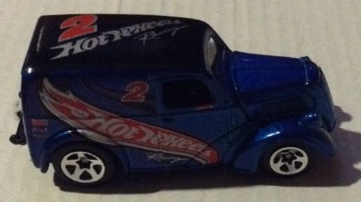 Carcacha Azul Marino Hot Wheels Racing 2 - Hot Wheels toy car collectible - Main Image 2