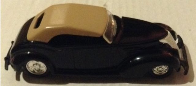 Rapide Coupe 1937 Negro - Racing Champions toy car collectible - Main Image 2