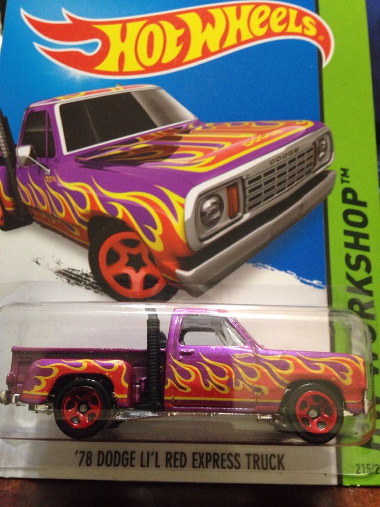 Star Wars: First Order Tie Fighter vs Millennium Falcon