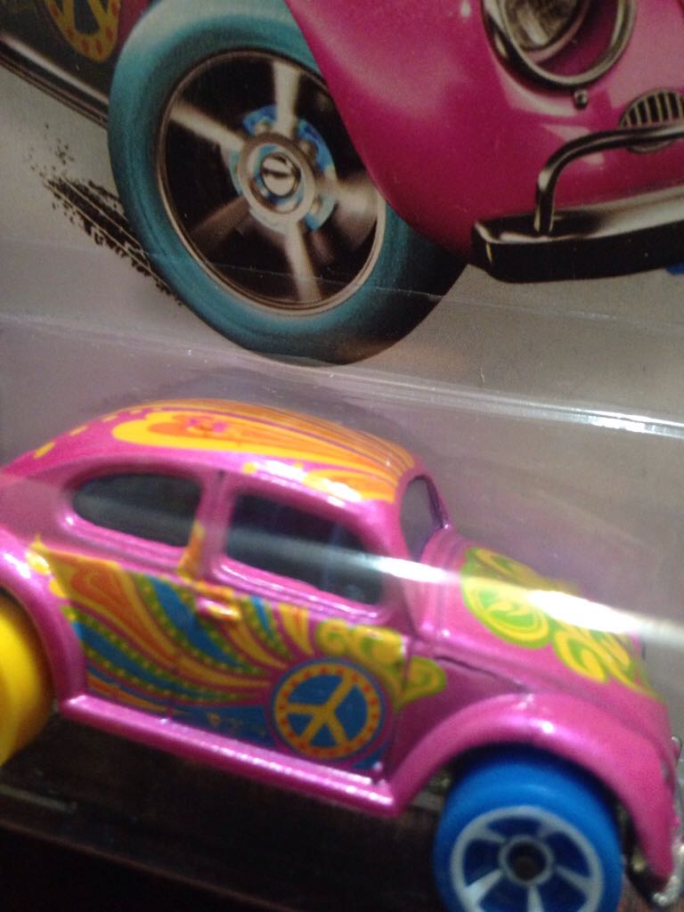 Volkswagen Beetle - Treasure Hunt toy car collectible - Main Image 2