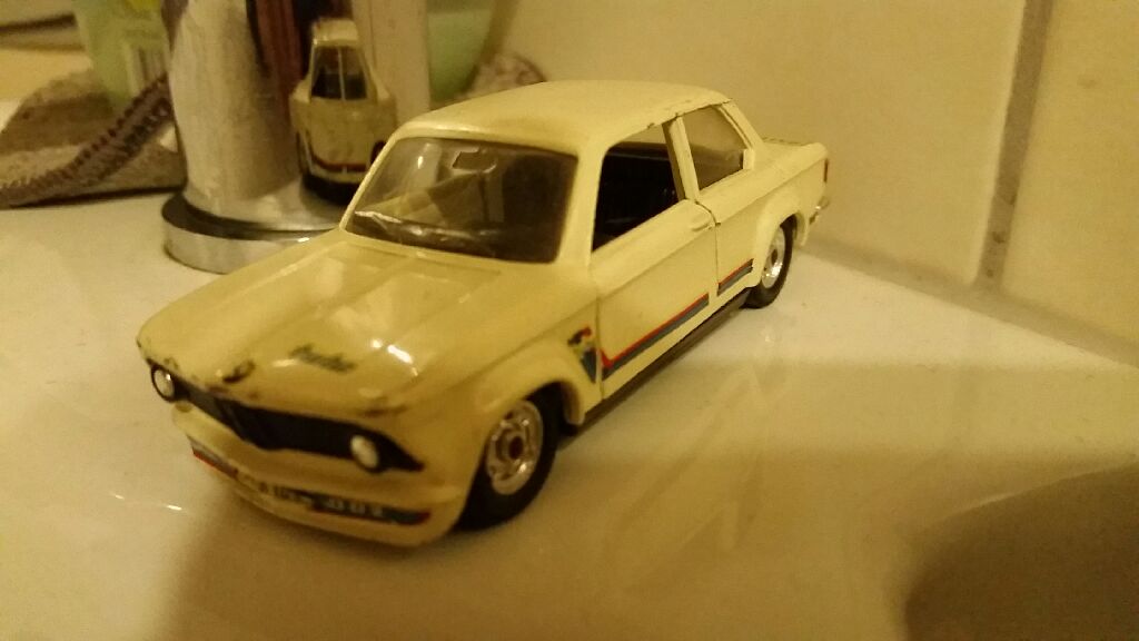 BMW 2002 Turbo  toy car collectible - Main Image 2