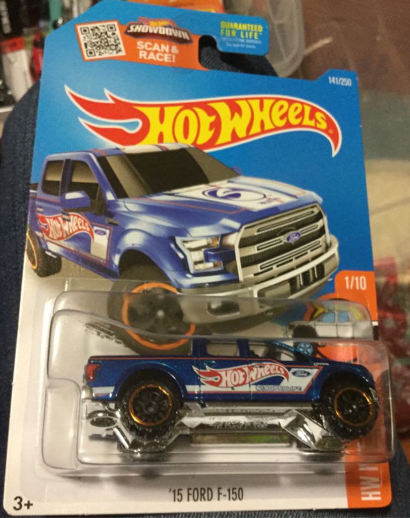 ’15 Ford F-150 - 2015 HW Hot Trucks toy car collectible - Main Image 1
