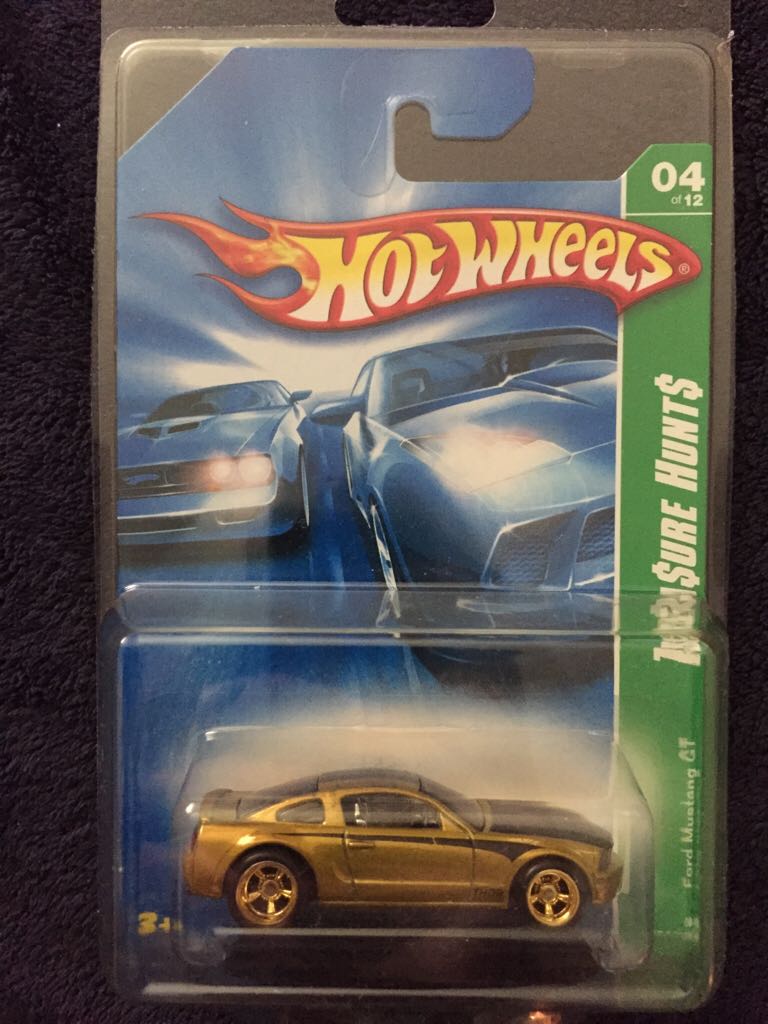 Dodge Charger R/T Gold