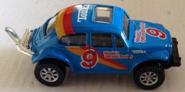 Volkswagen Rally Azul - Maisto toy car collectible - Main Image 2