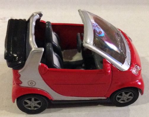 Smart Cabrio - Siku toy car collectible - Main Image 2