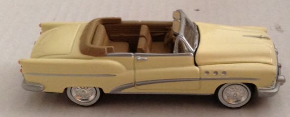 Buick Amarillo - Johnny Lightning toy car collectible - Main Image 2