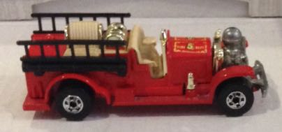Camion De Bomberos Old Numbers Rojo - Hot Wheels toy car collectible - Main Image 2