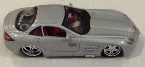 Mercedes Benz SLR Mc Laren - Maisto toy car collectible - Main Image 2