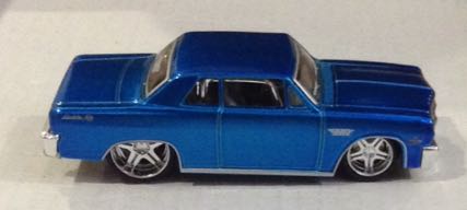 Chevrolet Malibu SS 1965 - Maisto toy car collectible - Main Image 2