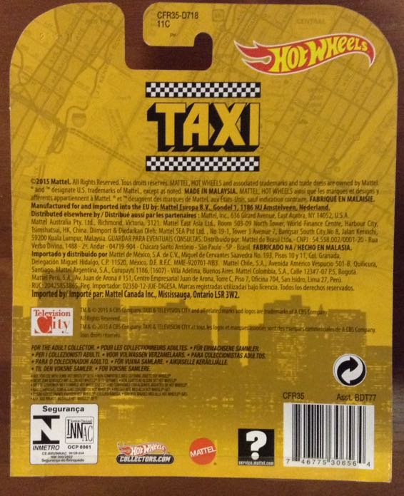 ’74 Checker Taxi Cab - 2015 Retro Entertainemnt toy car collectible - Main Image 2
