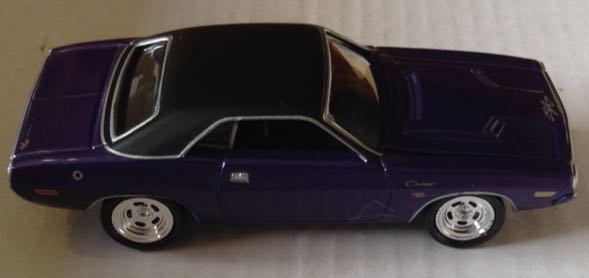 Dodge Challenger RT Morado - Johnny Lightning toy car collectible - Main Image 2