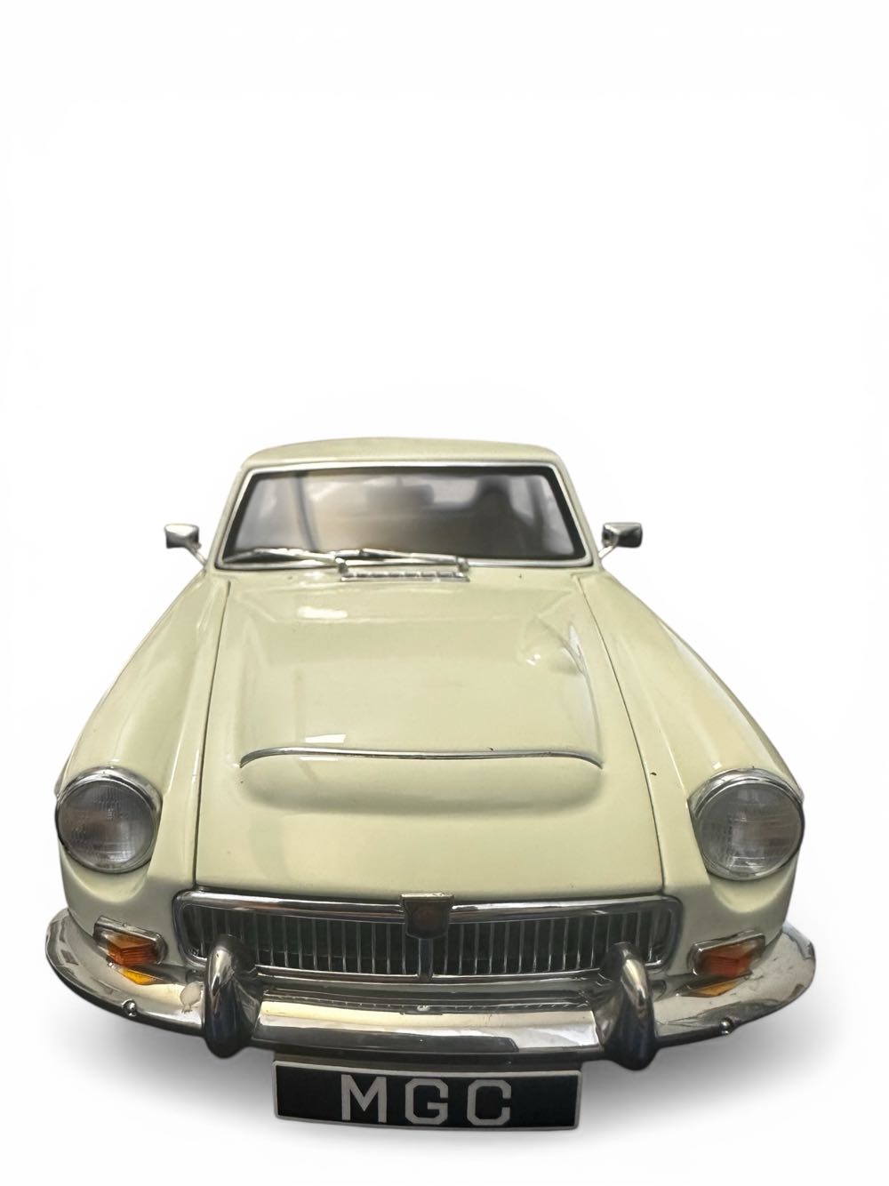 MG C - MK1 toy car collectible - Main Image 2