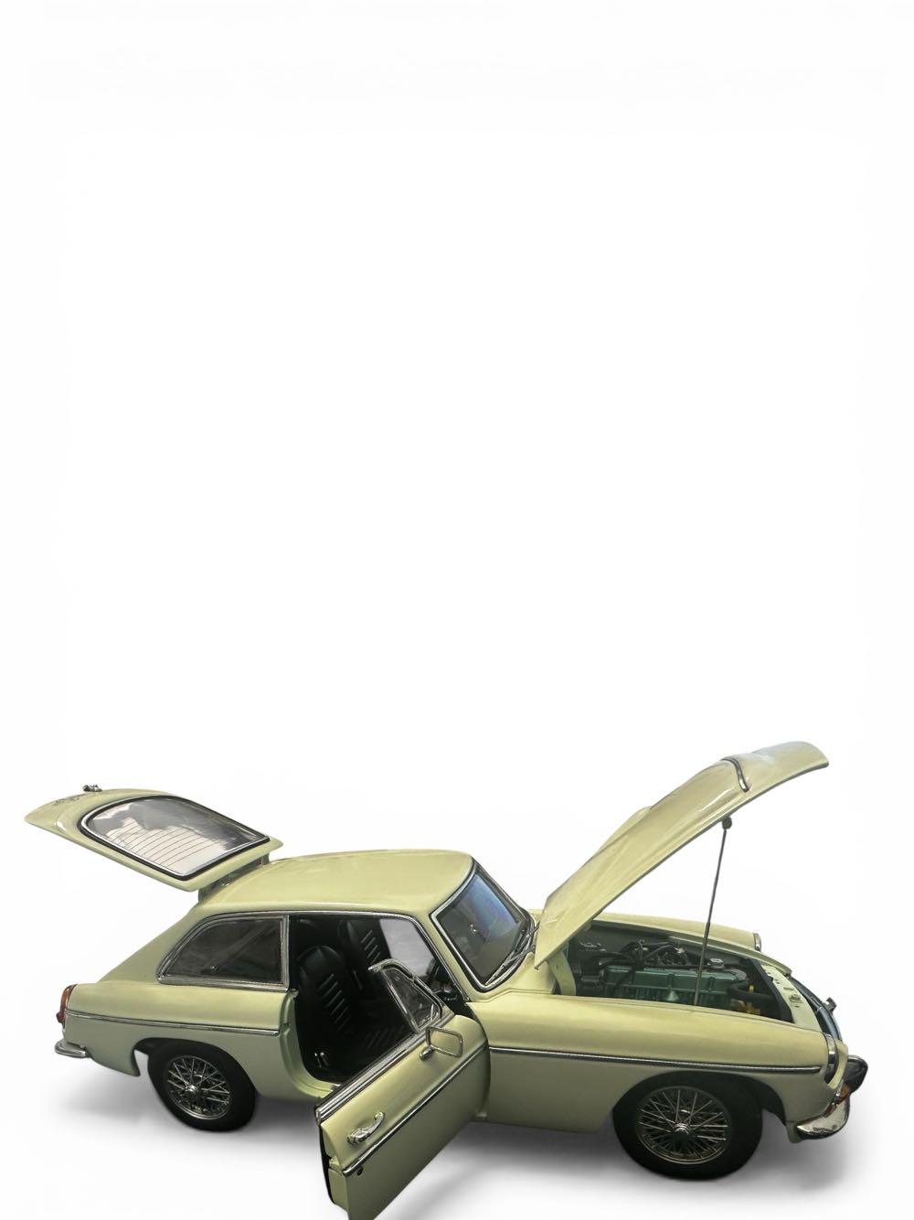 MG C - MK1 toy car collectible - Main Image 5