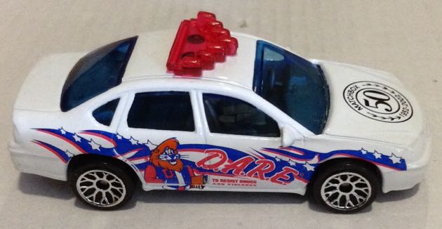 Patrulla Chevrolet Impala 2000 Blanca - Machtbox toy car collectible - Main Image 2