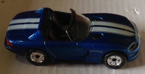 Dodge Vipper RT 10 Azul - Machtbox toy car collectible - Main Image 2