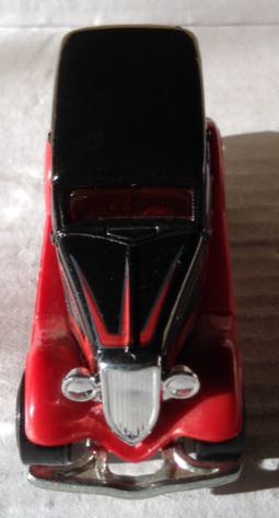 Matchbox Volkswagen Karmann Ghia Convertible