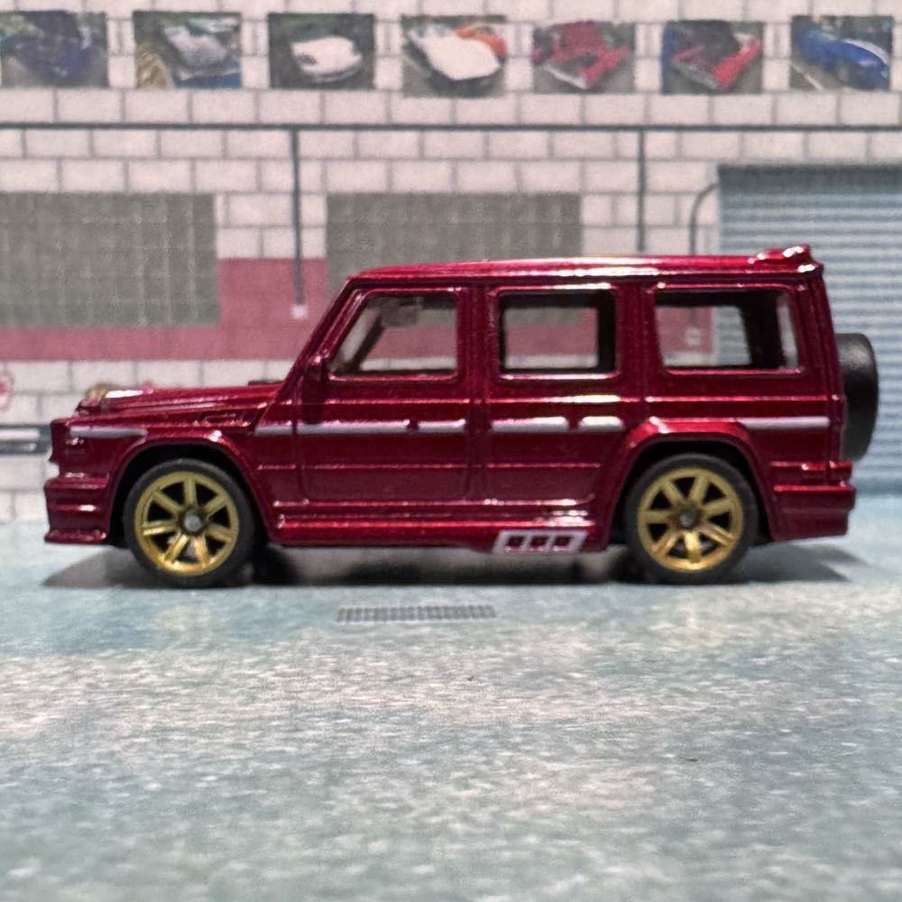 Mercedes Benz G Class - Maisto toy car collectible - Main Image 4