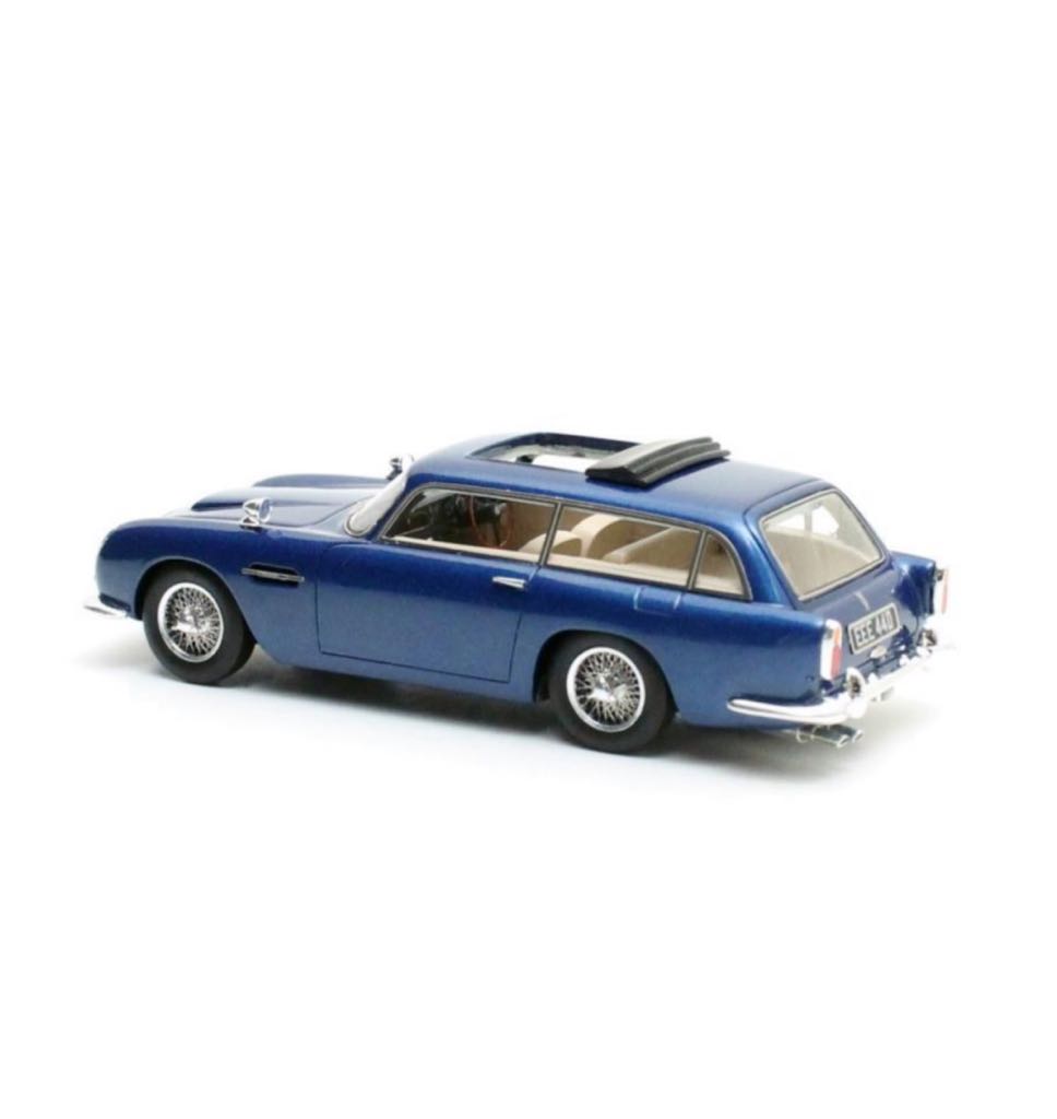 Aston Martin DB5 Shooting Brake - Aston Martin toy car collectible - Main Image 2