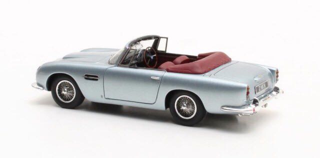 Aston Martin DB5 Convertible - Aston Martin toy car collectible - Main Image 2