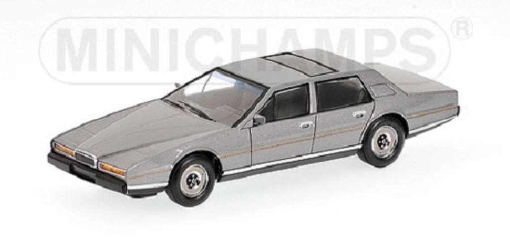 DC: Batman Arkham Asylum: Batmobile