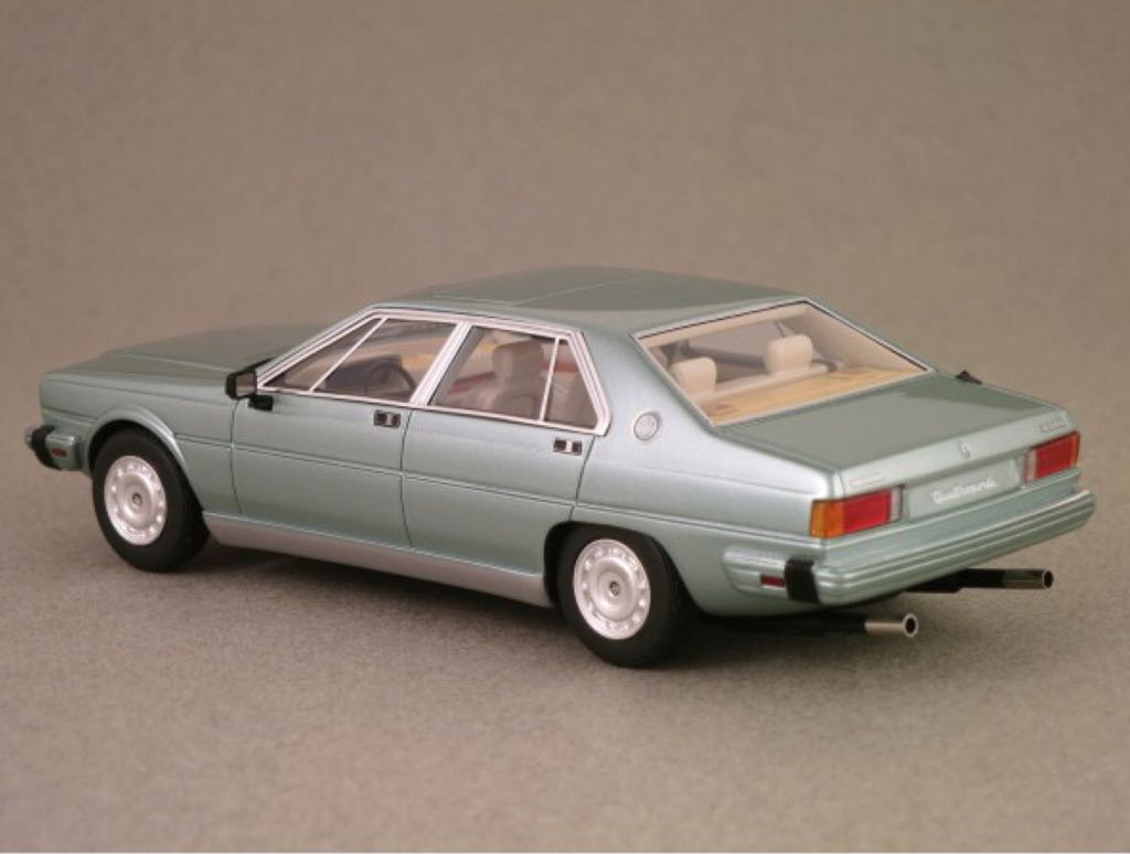 Quattroporte III Royale - Maserati toy car collectible - Main Image 2