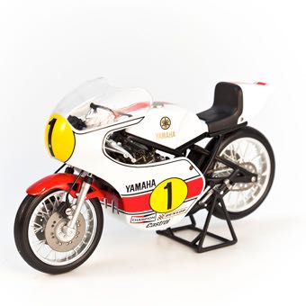 26 - Datsun 240Z (L)