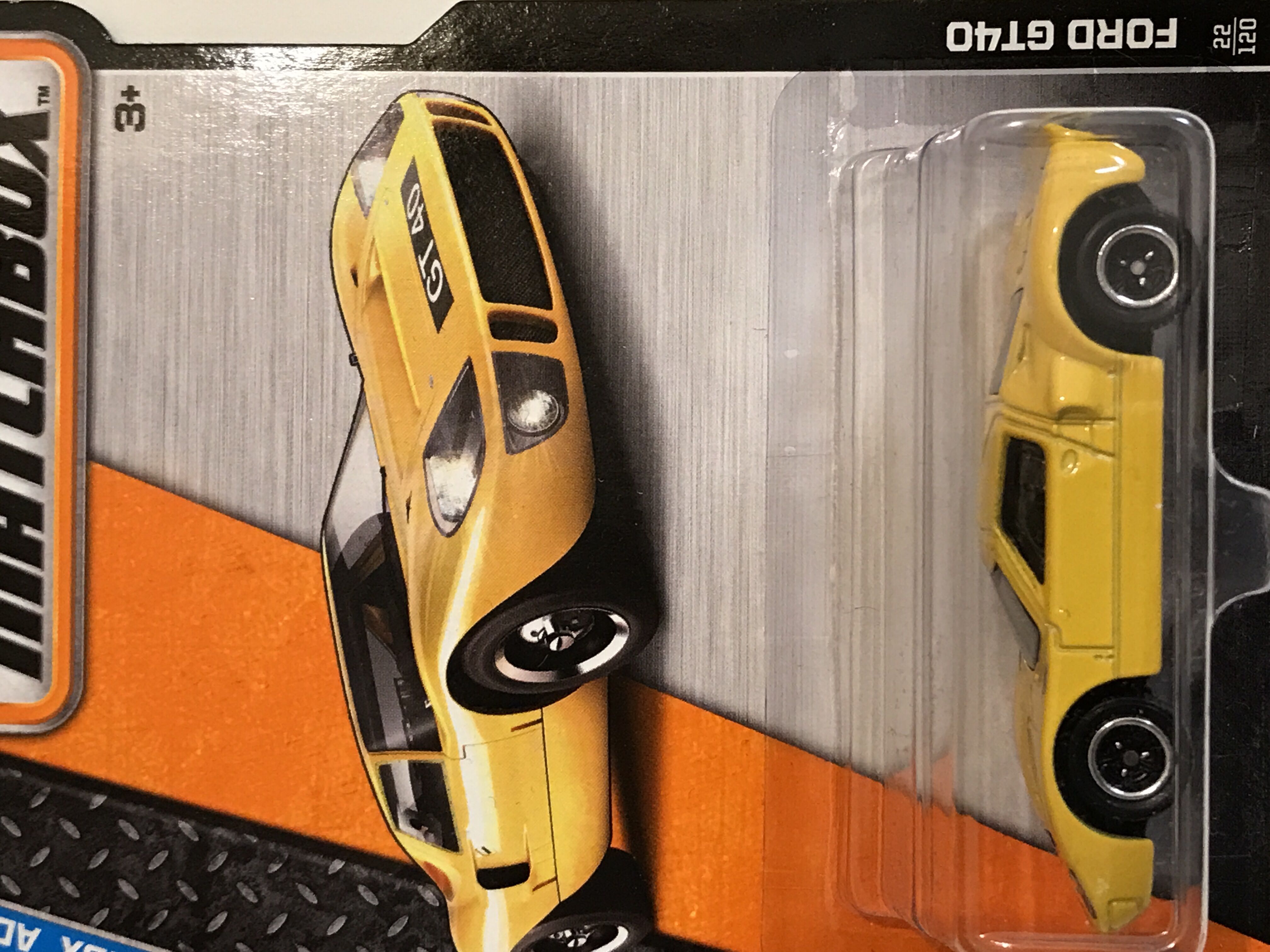Ford GT40 (L) - Classic Rides 5-Pack toy car collectible - Main Image 3