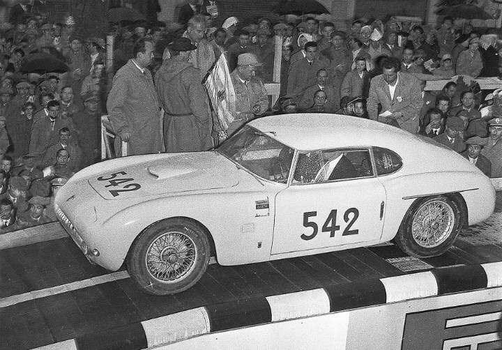 Siata 208 CS - Starline toy car collectible - Main Image 2