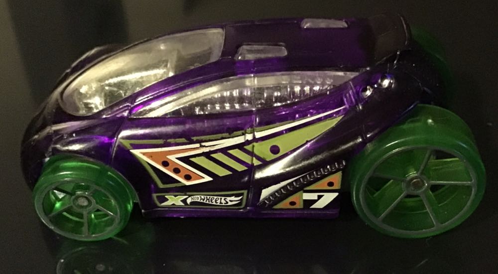 Vandetta - X-Racers toy car collectible - Main Image 3