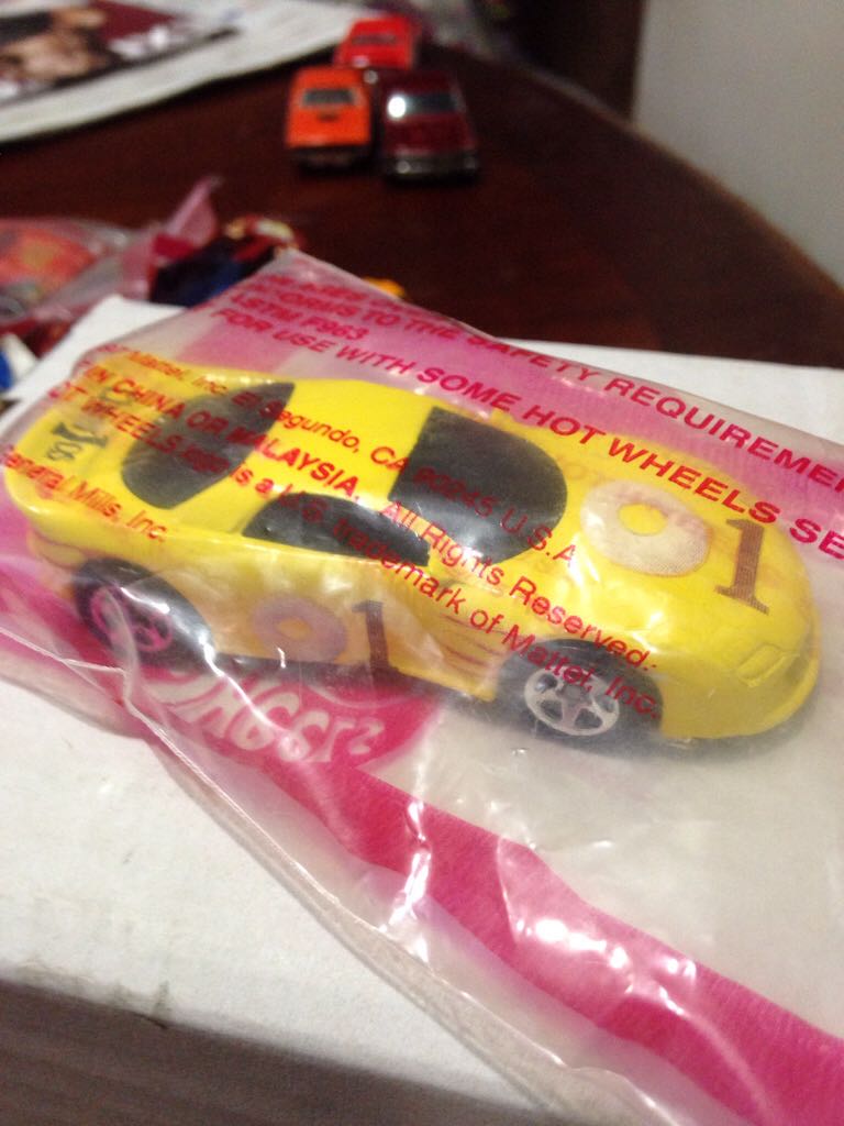 ‘93 Camaro Cheerios - General Mills Promotional toy car collectible - Main Image 1