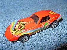 Corvette Stingray 1976 - Lucky Charms - General Mills Promotional toy car collectible - Main Image 2