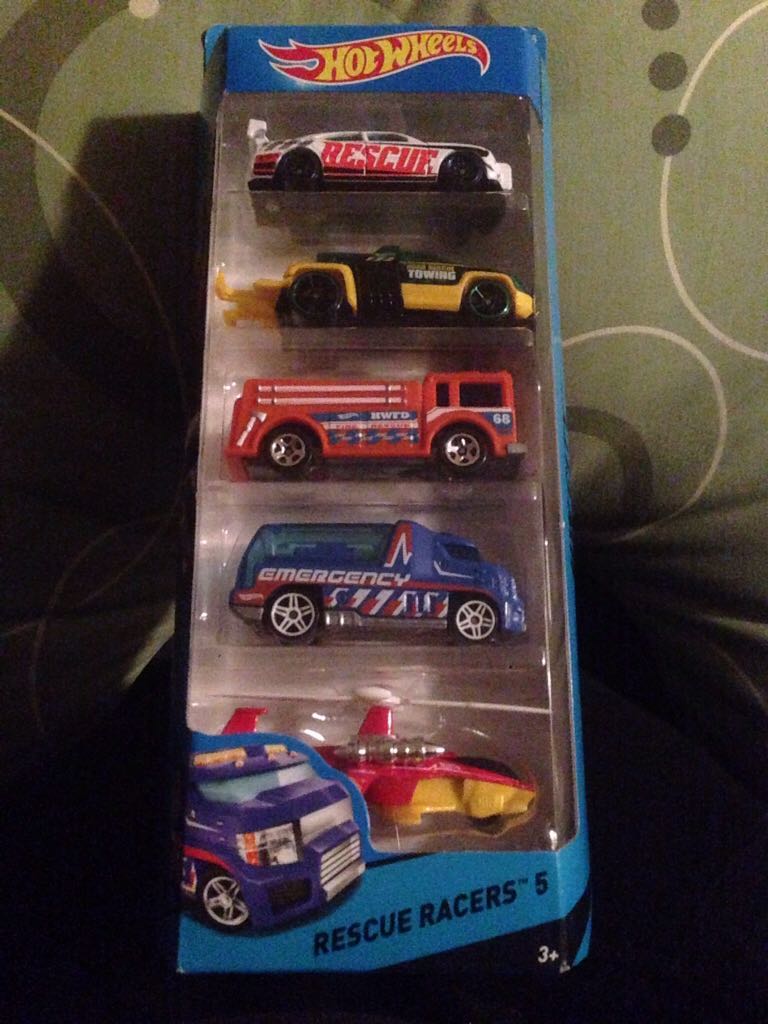 Rescue Racers 5-Pack - 15 HW City toy car collectible - Main Image 1