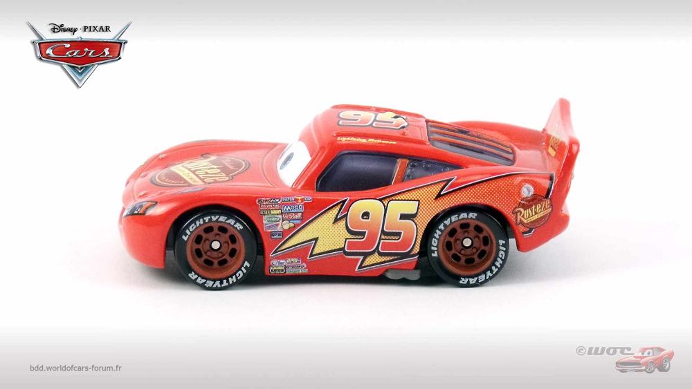 Tar Lightning McQueen - (2012 - RADIATOR SPRINGS CLASSICS) PACK OF 5 (5) toy car collectible - Main Image 4
