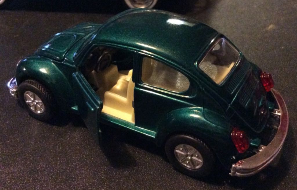 Volkswagen Superbeetle  toy car collectible - Main Image 2