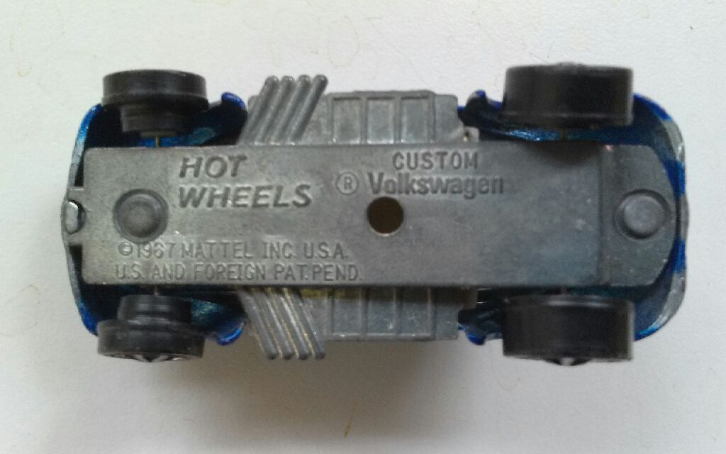 Custom Volkswagon  toy car collectible - Main Image 2