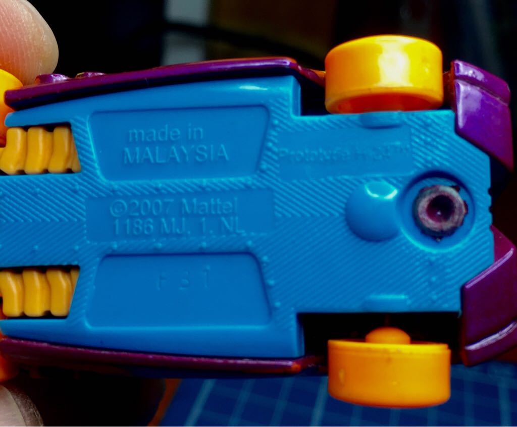 Prototype H-24 - HW City - Future Fleet toy car collectible - Main Image 2